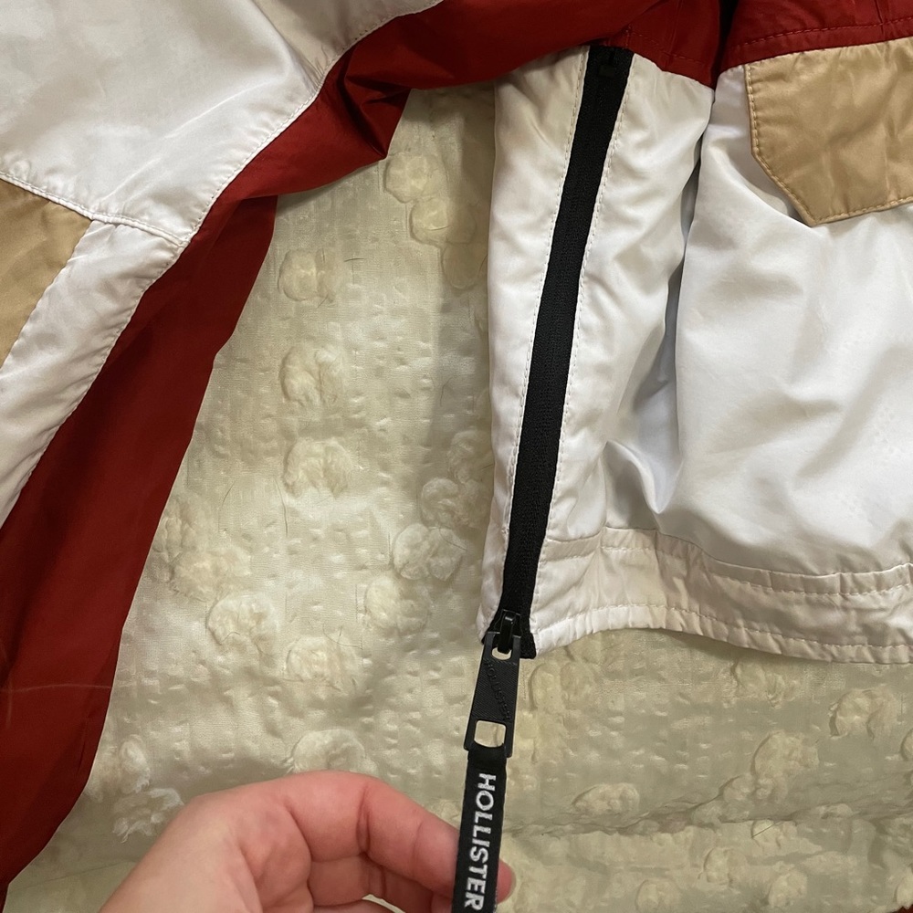 ✨Hollister windbreaker - Picture 8 of 12